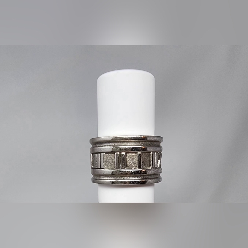Tiffany Atlas Ring, pouch Included - Picture 12 of 14